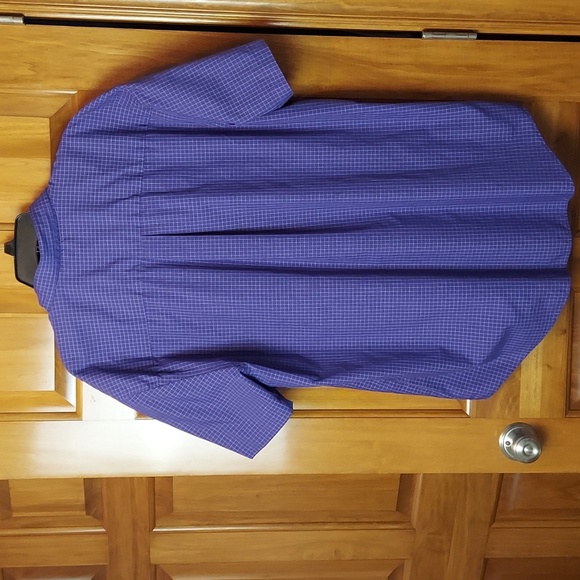 Men's Van Heusen Classic Fit Purple Grid Pattern Button Down Shirt, Like New - Picture 2 of 7